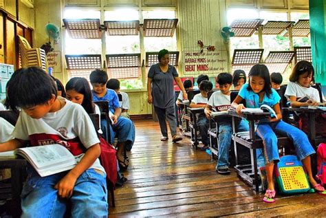 studyante nag pakantot|Translate pangkat pag aaral nang studyan in Tagalog .